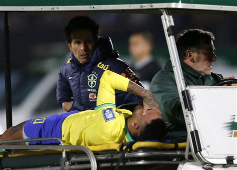 neymar injury uruguay